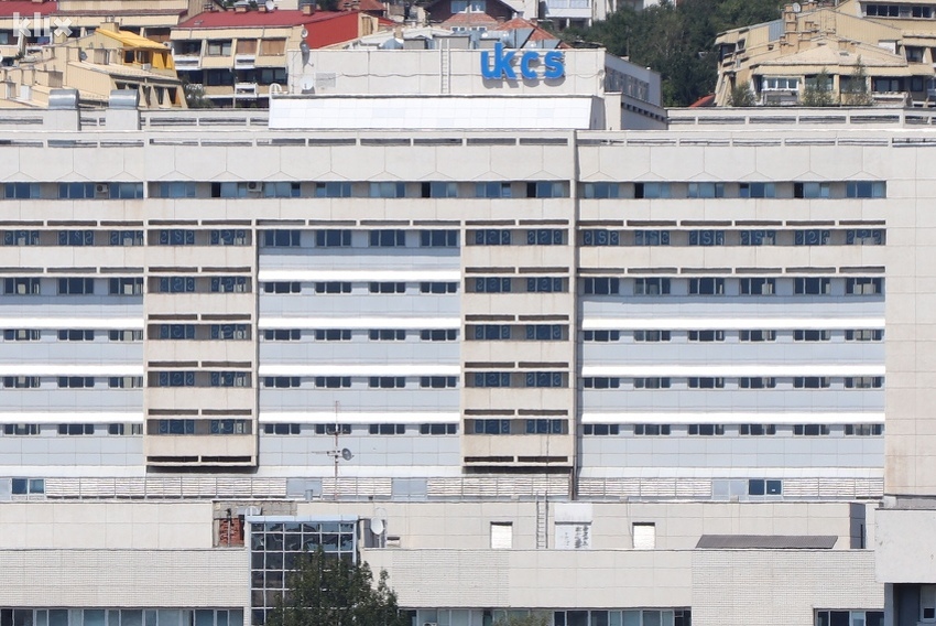 Pacijentici na KCUS-u odstranjen tumor od 11,4 kilograma