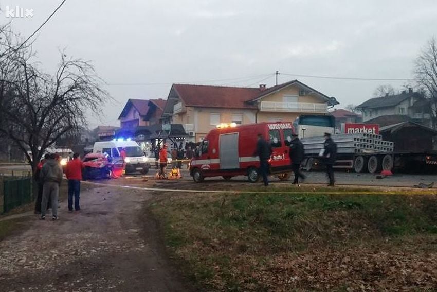 Poginuo vozač Passata u sudaru s kamionom na putu kod Srebrenika