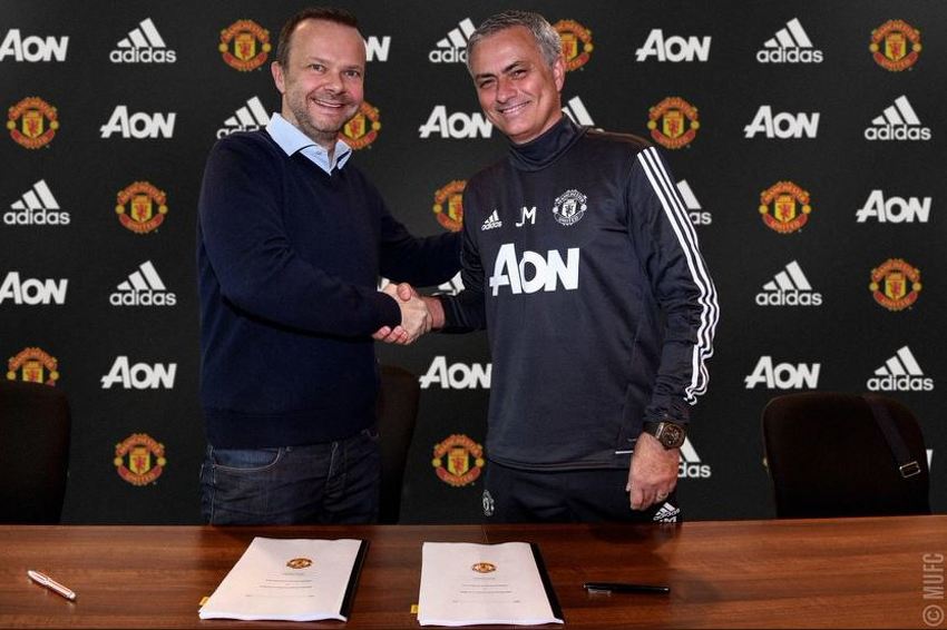 Jose Mourinho i Ed Woodward (Foto: Manchester United/Twitter)