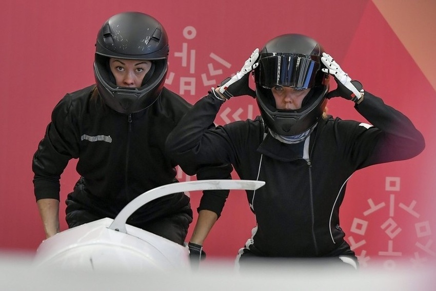 Nadežda Sergejeva, desno (Foto: EPA-EFE)