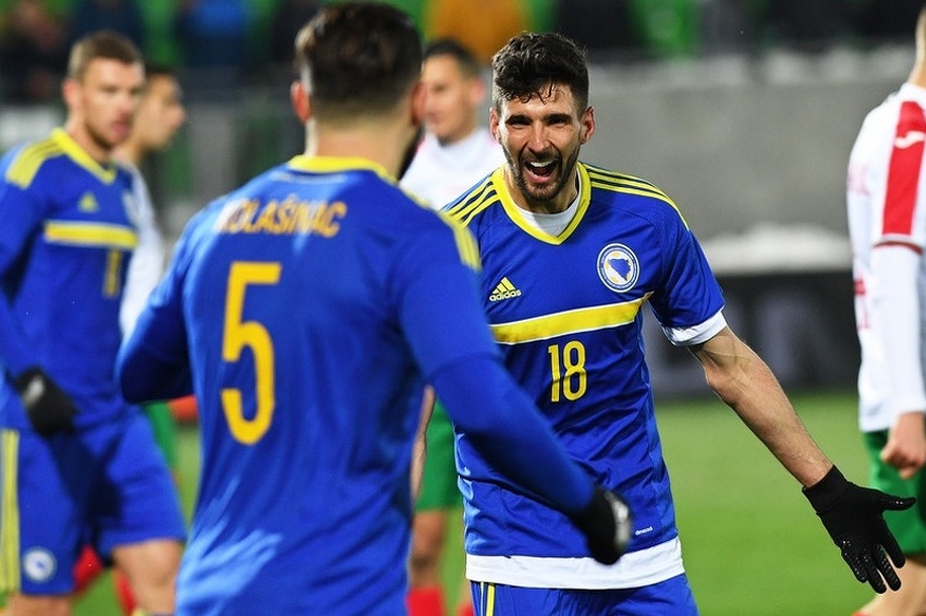 Kenan Kodro (desno) slavi pobjednički gol protiv Bugarske. (Foto: EPA-EFE)