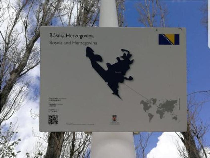 U Parku nacija u Lisabonu od 1998. stoji karta prepolovljene teritorije BiH, studenti traže ispravku
