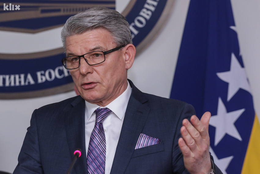 DžaferoviÄ: Opravdano bi bilo da na hitnoj sjednici raspravljamo o naoružavanju susjeda i RS-a