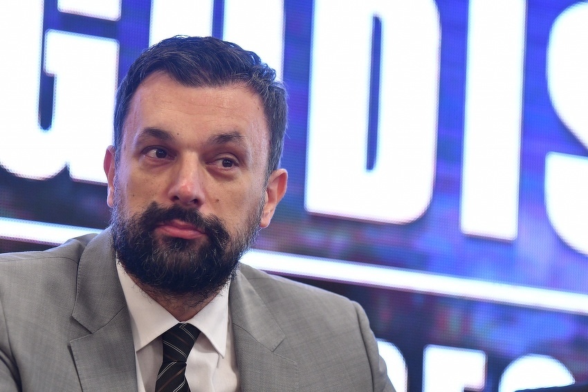 Narod i pravda poziva ministra Crnadka da objavi podatke o novozaposlenim u MVP-u