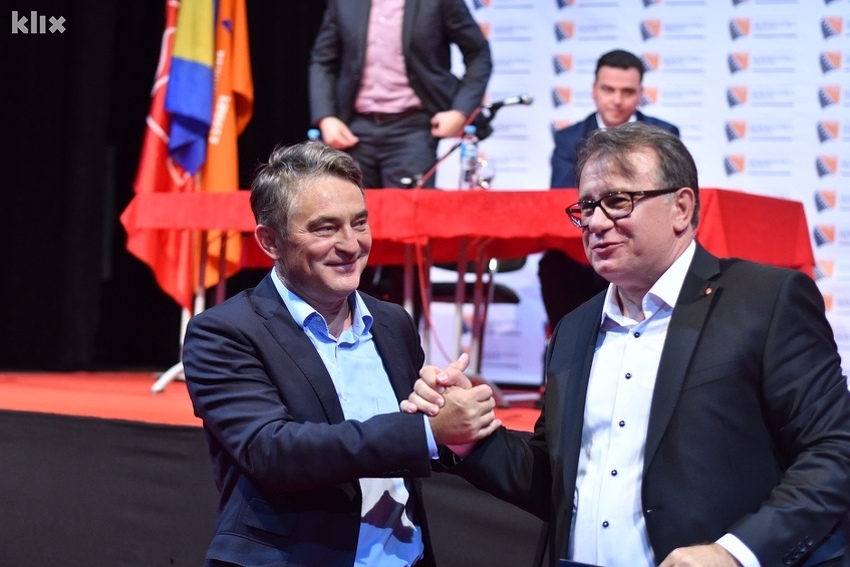 Predsjednici DF-a i SDP-a Željko Komšić i Nermin Nikšić (Foto: Klix.ba)