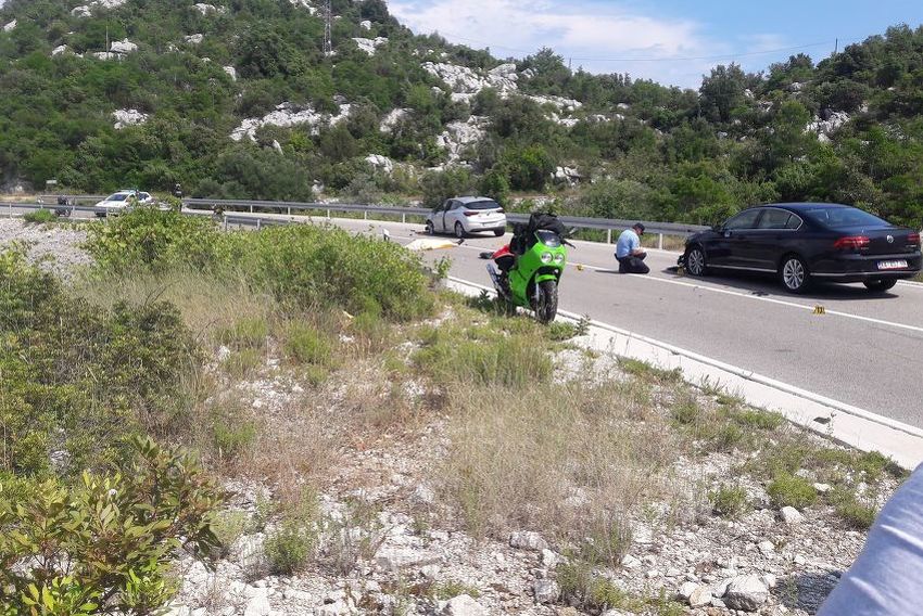 Na Jadranskoj magistrali poginuo motociklist iz BiH