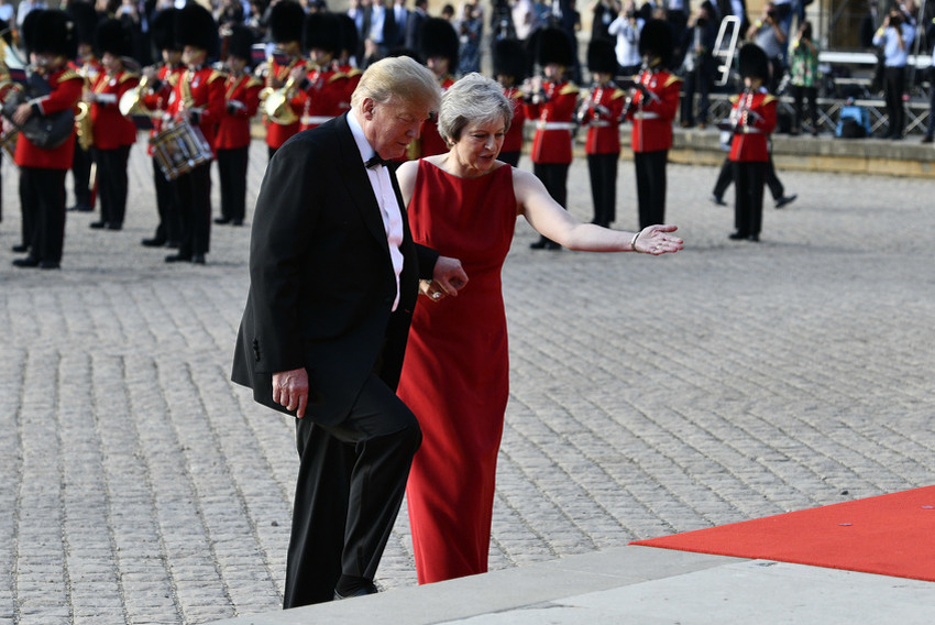 May pozdravila Trumpa pozivom na sklapanje sporazuma o slobodnoj trgovini