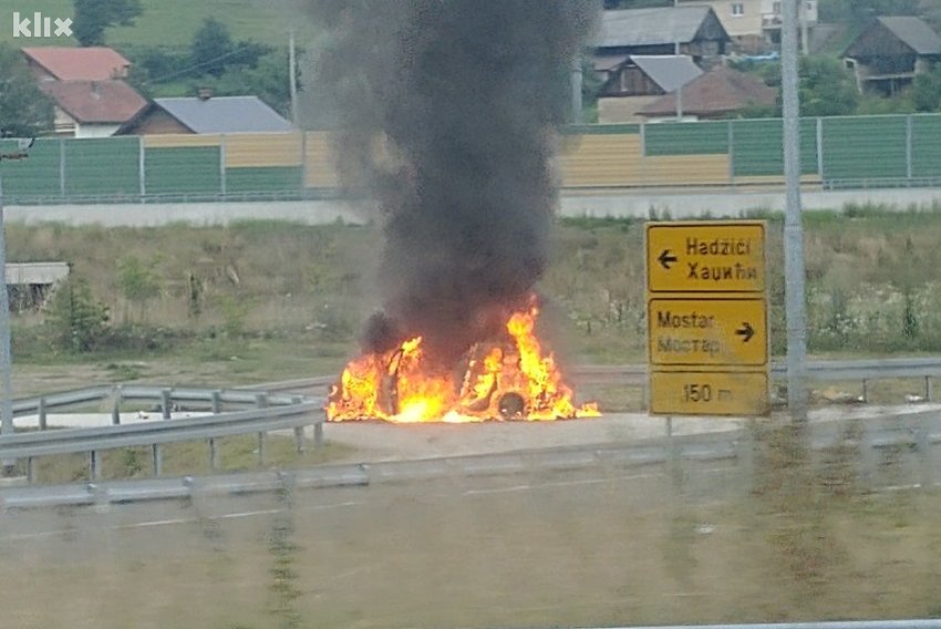 Čitatelj (Foto: Klix.ba)