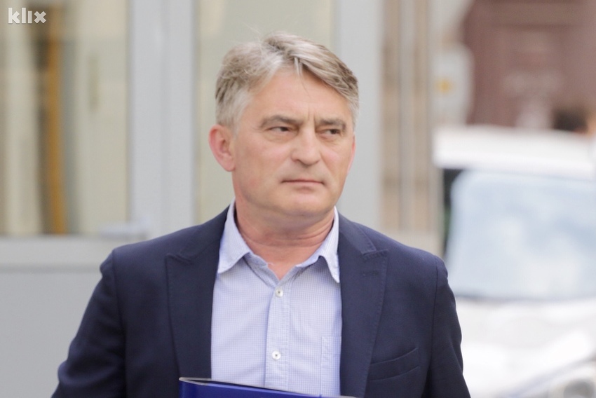 KomÅ¡iÄ poruÄio Grabar-KitaroviÄ: BiH nije nikakav poseban sluÄaj, vi ste sluÄaj sa posebnim rasistiÄkim potrebama