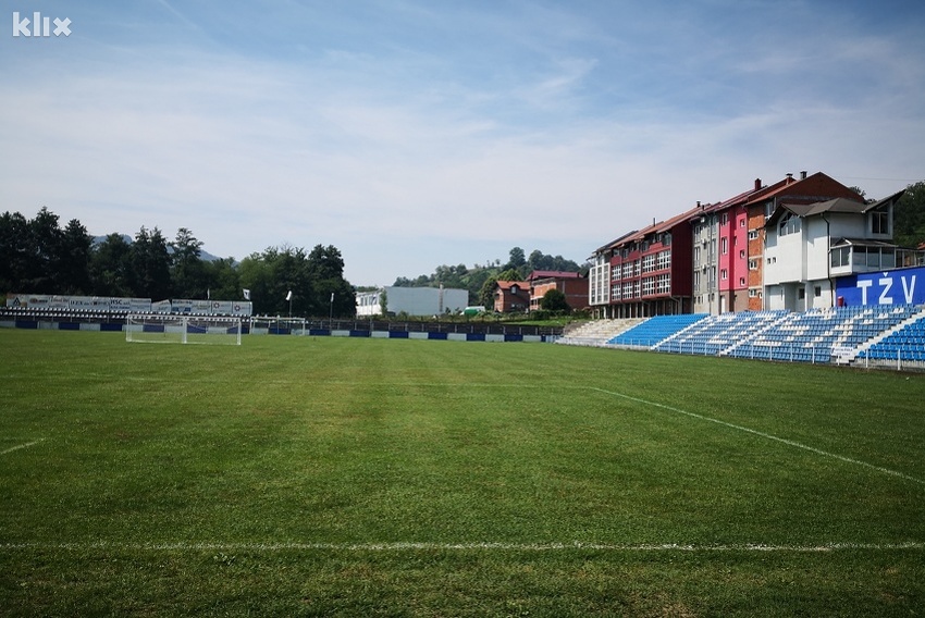 Stadion TOŠK-a u Tešnju (Foto: E. M./Klix.ba)