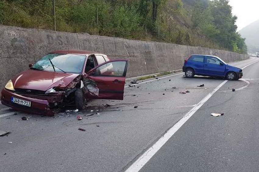 Mjesto nesreće kod Travnika (Foto: E. M./Klix.ba)