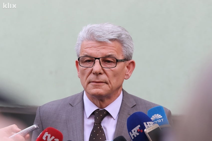 Å efik DžaferoviÄ pozdravio zabranu ulaska Zaharu Prilepinu u BiH