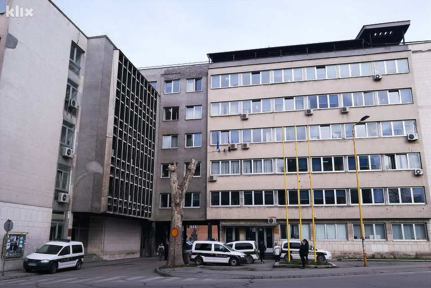 Zgrada pravosudnih institucija u Tuzli (Foto: Klix.ba)
