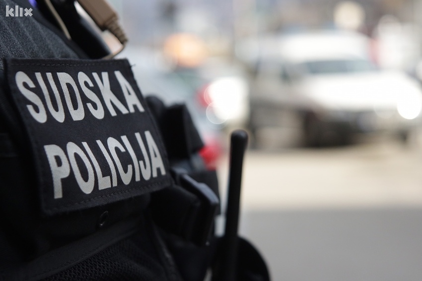 DramatiÄno hapÅ¡enje u Sarajevu: Optuženi skoÄio u rijeku kako bi pobjegao
