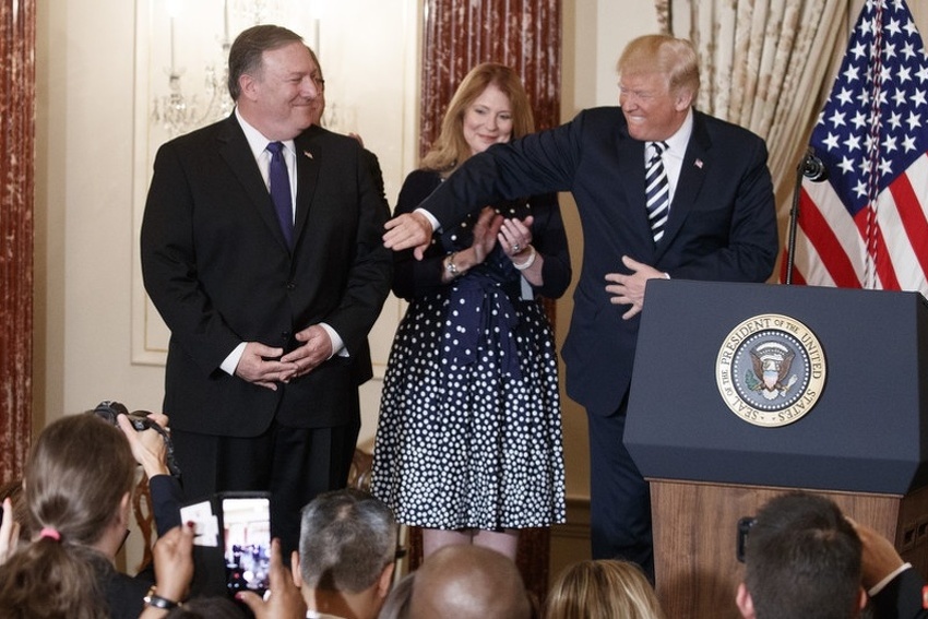 Trump o bivšem državnom sekretaru: Tillerson je glup i strašno lijen