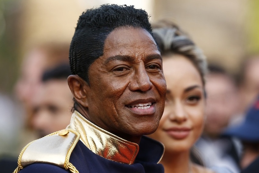 season 3 dating naked cast