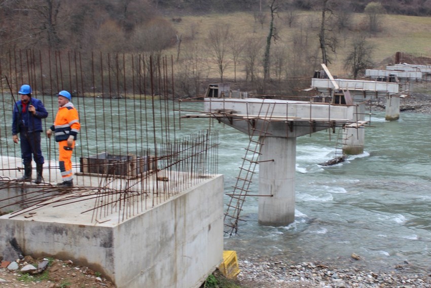 Nastavljeni radovi na izgradnji mosta u Vitkovićima kod Goražda