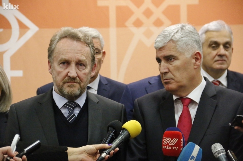 Izetbegović i Čović nakon njihovog sastanka u Mostaru 30.11.2018.