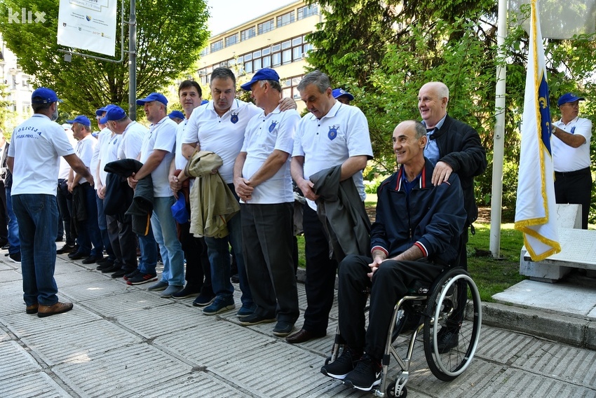 Rezultat slika za Obilježena 27. godišnjica postrojavanja Prve brigade policije Stari Grad Sarajevo