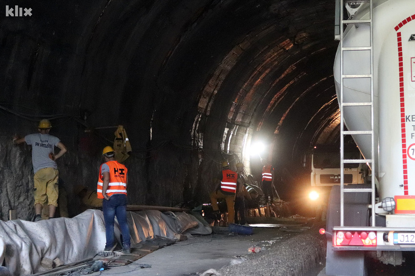 Radovi u tunelu Vranduk (Foto: E. M./Klix.ba)