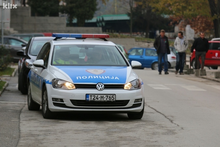 Automobil sletio u rijeku Drinu kod Zvornika, poginuo vozač