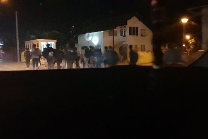 Policija po noći sprovodila migrante kroz Banju Luku