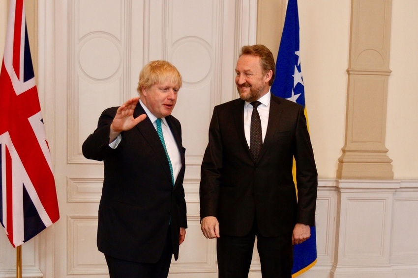 Boris Johnson i Bakir Izetbegović (Foto: Klix.ba)