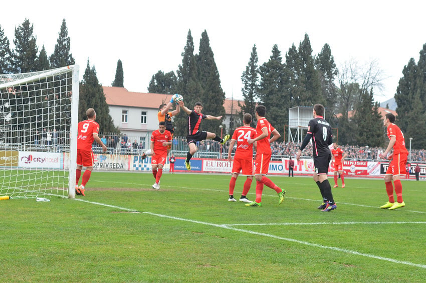 Posljednji susret u Premijer ligi BiH Zrinjski i Velež su odigrali 2016. godine (Foto: Arhiv/Klix.ba)