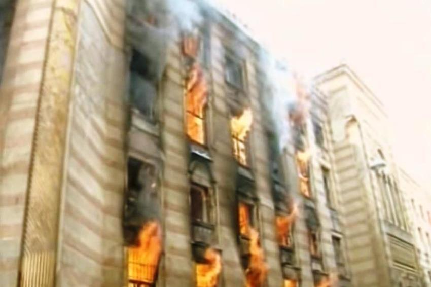 Dan kada je svijet plakao: Sarajevska Vijećnica nestala je u plamenu prije 27 godina