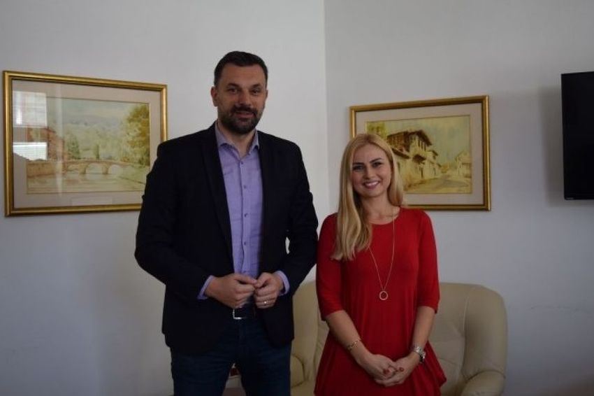 Elmedin Konaković i Almina Mašin-Suljagić (Foto: Vlada KS)