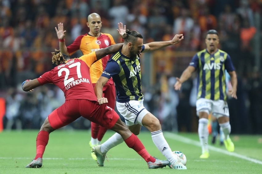Detalj s derbija između Galatasarayja i Fenerbahčea (Foto: EPA-EFE)