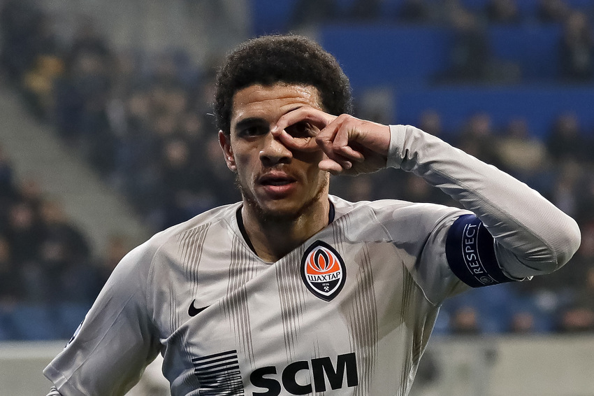 Taison (Foto: EPA-EFE)