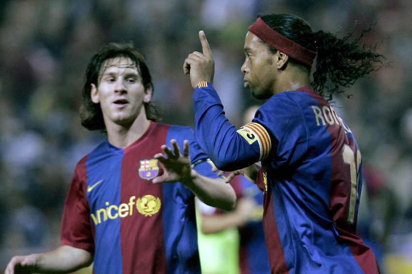 Lionel Messi i Ronaldinho (Foto: EPA-EFE)
