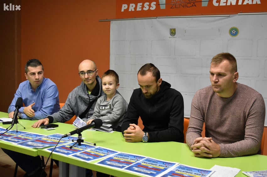 Detalj s konferencije za novinare u Zenici (Foto: E. M./Klix.ba)