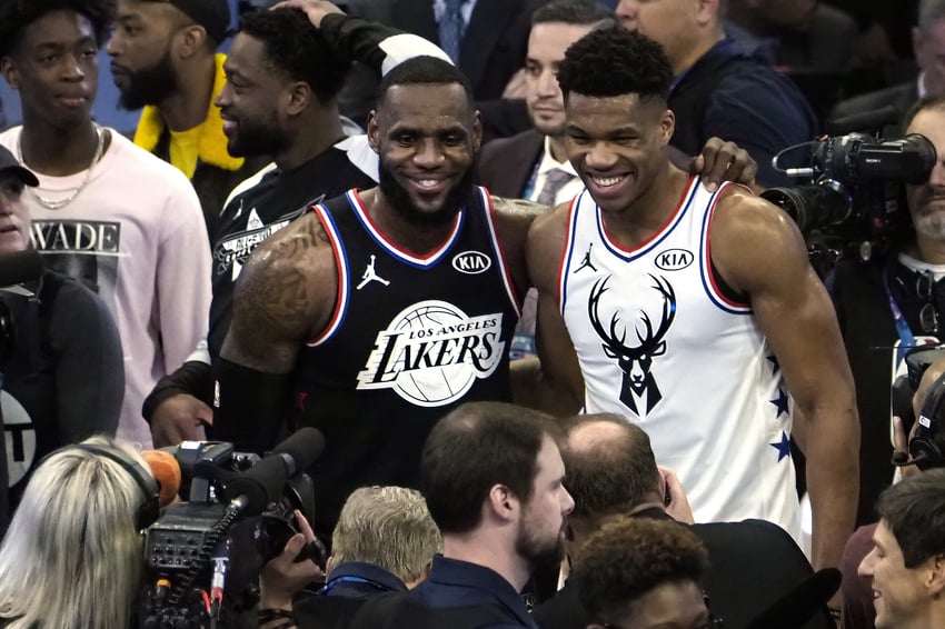 LeBron i Giannis (Foto: EPA-EFE)