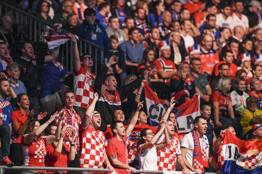 Navijači Hrvatske u polufinalu protiv Norveške (Foto: EPA-EFE)