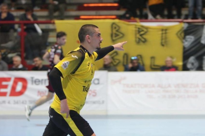 Foto: Handballtime.it (Dinko Dedović)