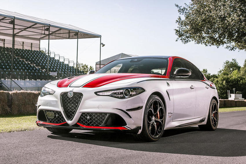 Alfa Romeo Quadrifoglio Racing Edition