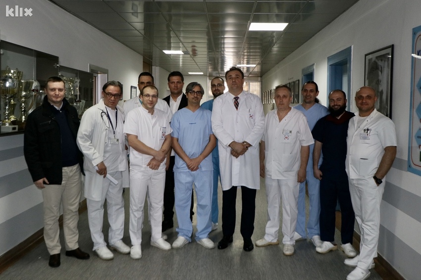 Hirurzi iz Tuzle usavršavaju uklanjanje karcinoma pluća sa svjetskim stručnjakom