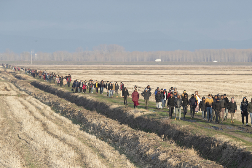 Migranti na putu iz Turske prema Grčkoj (Foto: EPA-EFE)