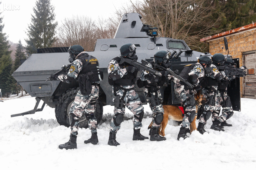 FUP kupuje policijsku i vojnu opremu za više od milion KM