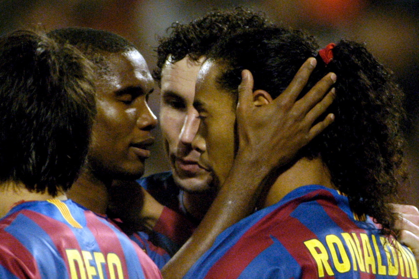 Eto'o i Ronaldinho (Foto: EPA-EFE)