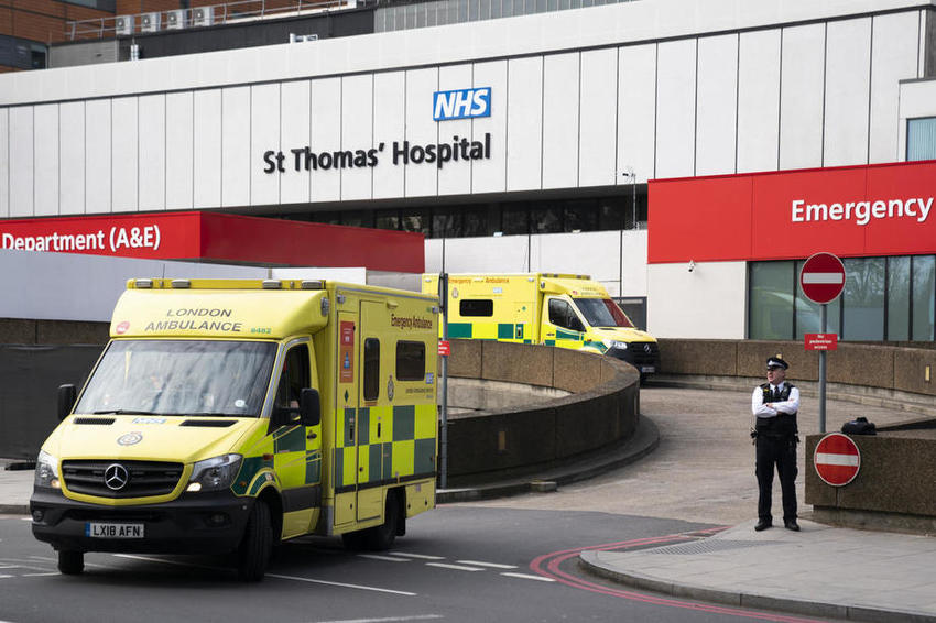 Bolnica u kojoj je smješten britanski premijer (Foto: EPA-EFE)