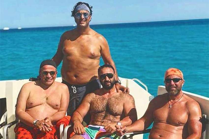 Mido sa prijateljima: Imao 150 kilograma