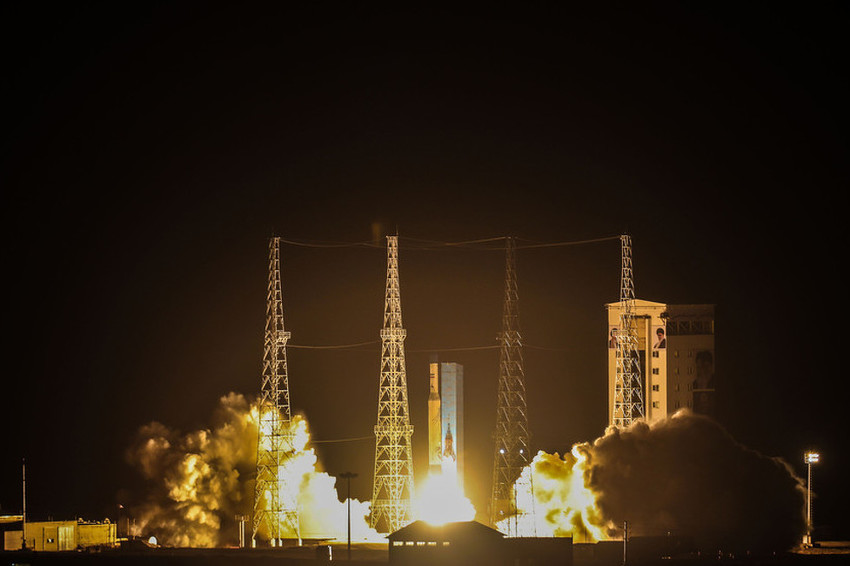 Iran lansirao svoj prvi vojni satelit Noor 1