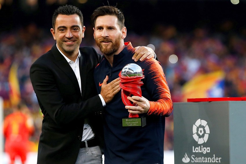 Xavi i Messi (Foto: EPA-EFE)