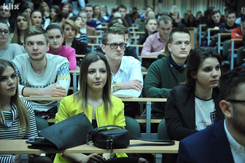 Studenti u Sarajevu traže dodatne ispitne rokove i ukidanje ...