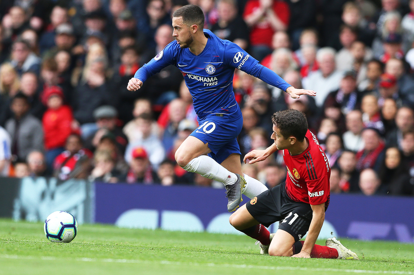 Herrera u duelu s Hazardom (Foto: EPA-EFE)