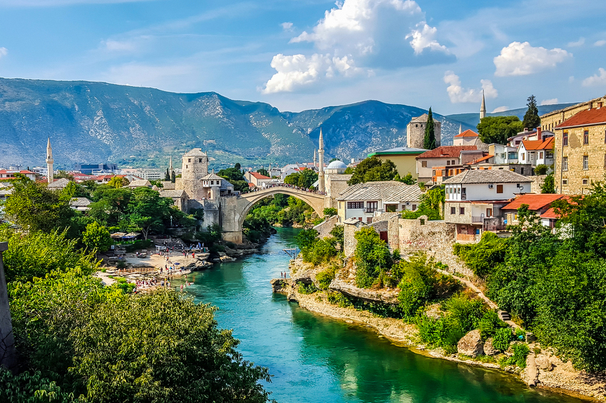 Ilustracija: Shutterstock (Stari most u Mostaru)