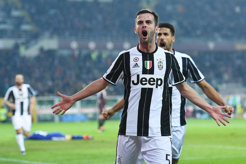 Miralem Pjanić (Foto: EPA-EFE)